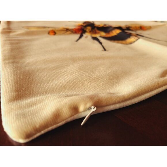 Flower Accent Pillow Cover Soft Decorative Throw Case Floral Honey Bee Decor 18" - Picture 10 of 12